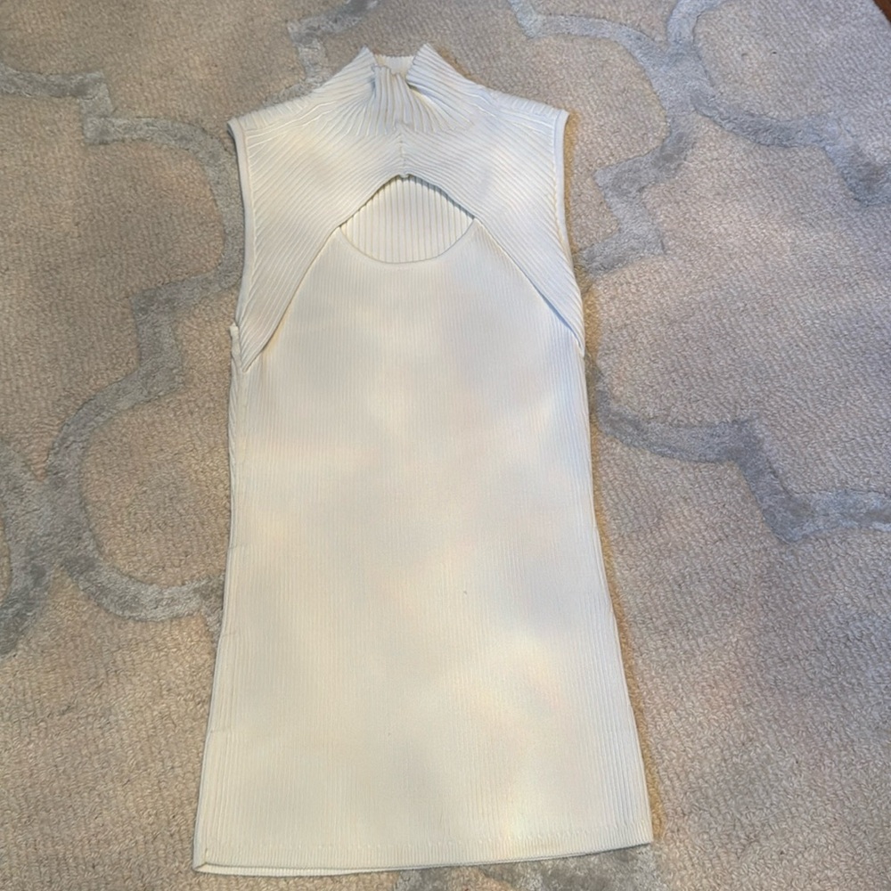 White WHBM key-hole turtle neck tank